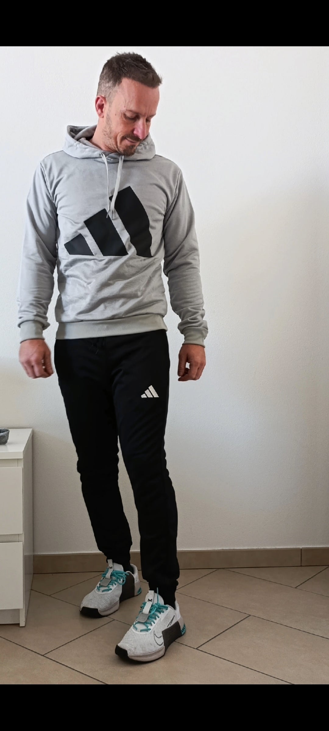 Adidas cappuccio tasca zip