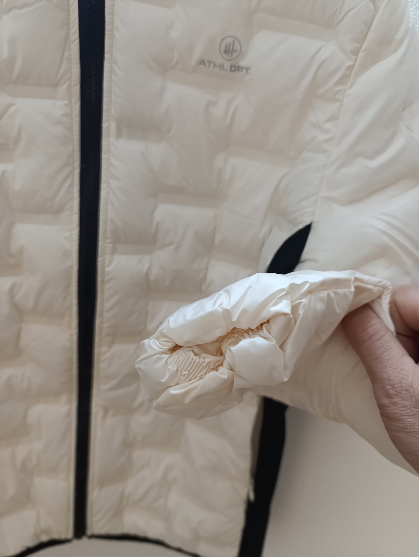 Piumino donna con cappuccio Athl impermeabile