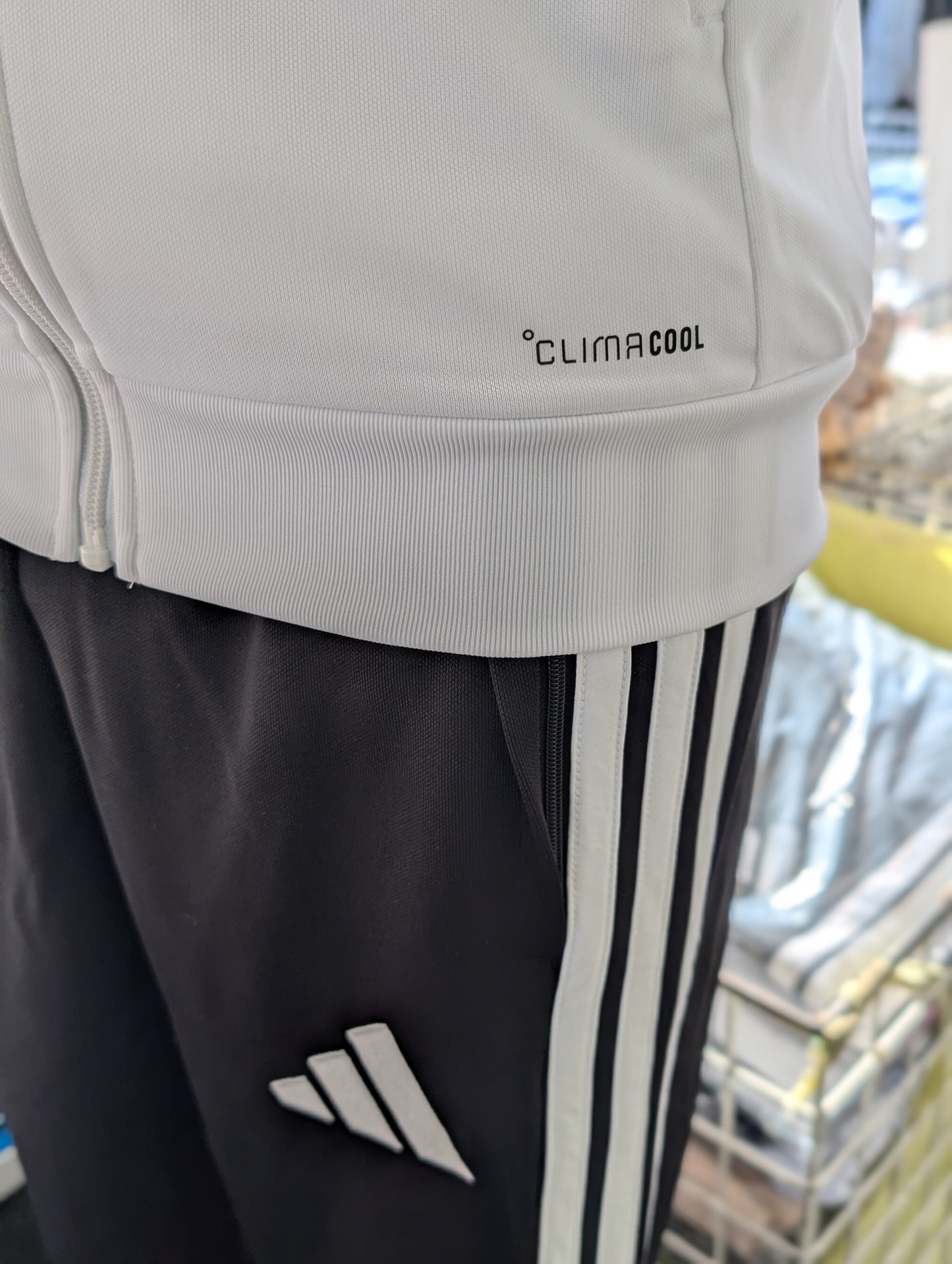 Tuta Adidas ClimaCool bianca-nera